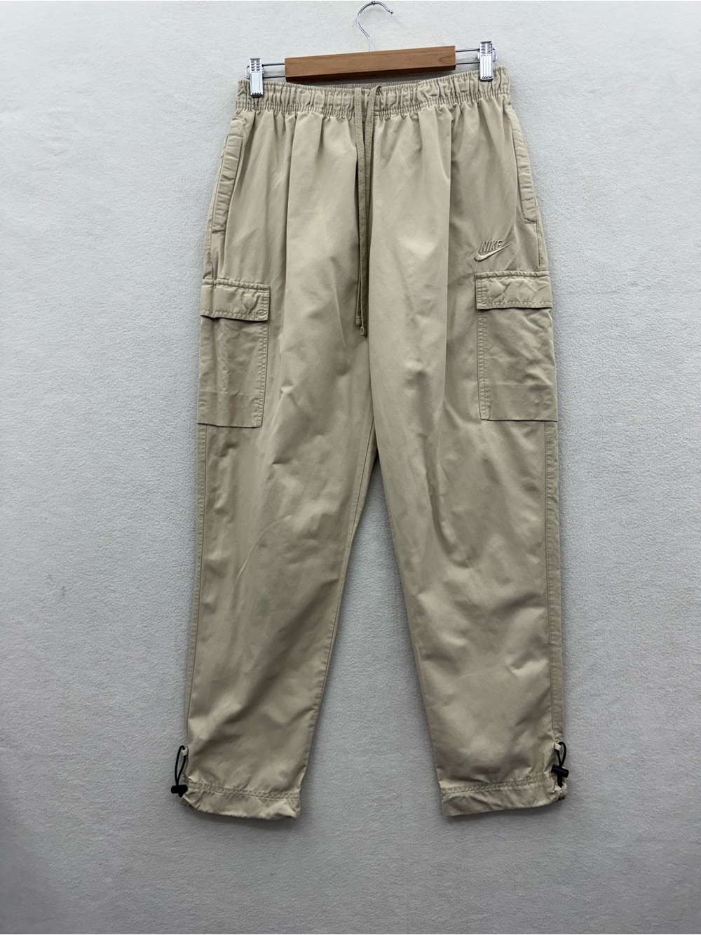 Nike Pants Mens Medium Tan Cargo Joggers Drawstring Elastic Waist